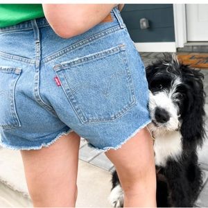 Levi’s cut off shorts